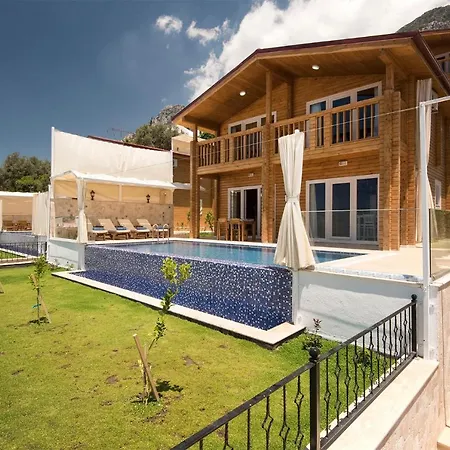 Villa Ahsap